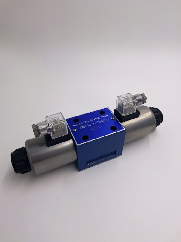 Valve NG10 4/3 P-T.A.B. 24 VDC 4WE10 G 3X/D24 N L L