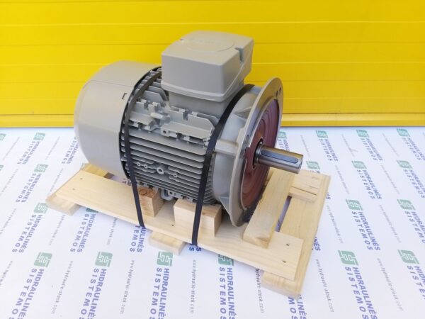 Electric motor 400V 7.5kW B5p 132-4 38/300 1500rpm SIEMENS / INNOMOTICS