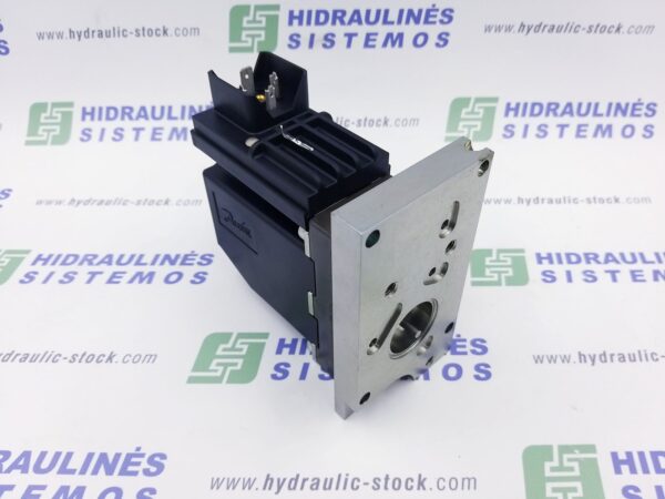 PVG120 Electrical actuator PVEH 12V DIN Danfoss 155B4092