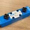 Solenoid-operated directional valve NG6 4/3, spool type 2C P-A-B-T, 024 VDC, KDG4V-3-33C30X-H-M-U-H7