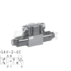 Solenoid-operated directional valve NG6 4/3, spool type 6C P-A-B-T, 110 VAC, DG4V-3 6C PL2-T with me